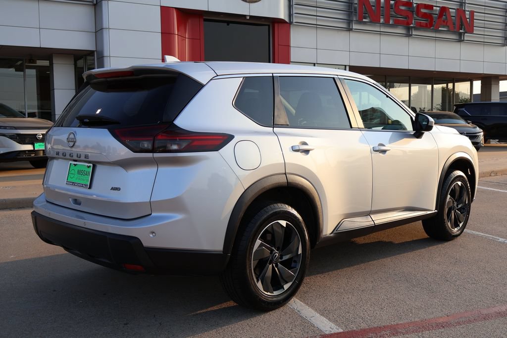 Certified 2025 Nissan Rogue SV AWD/4WD image 6