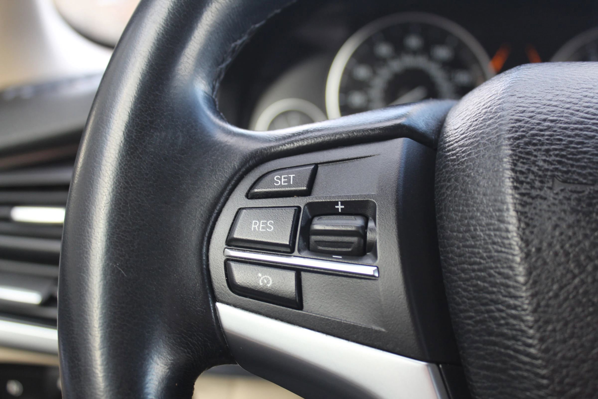 Used 2016 BMW X5 xDrive50i image 28