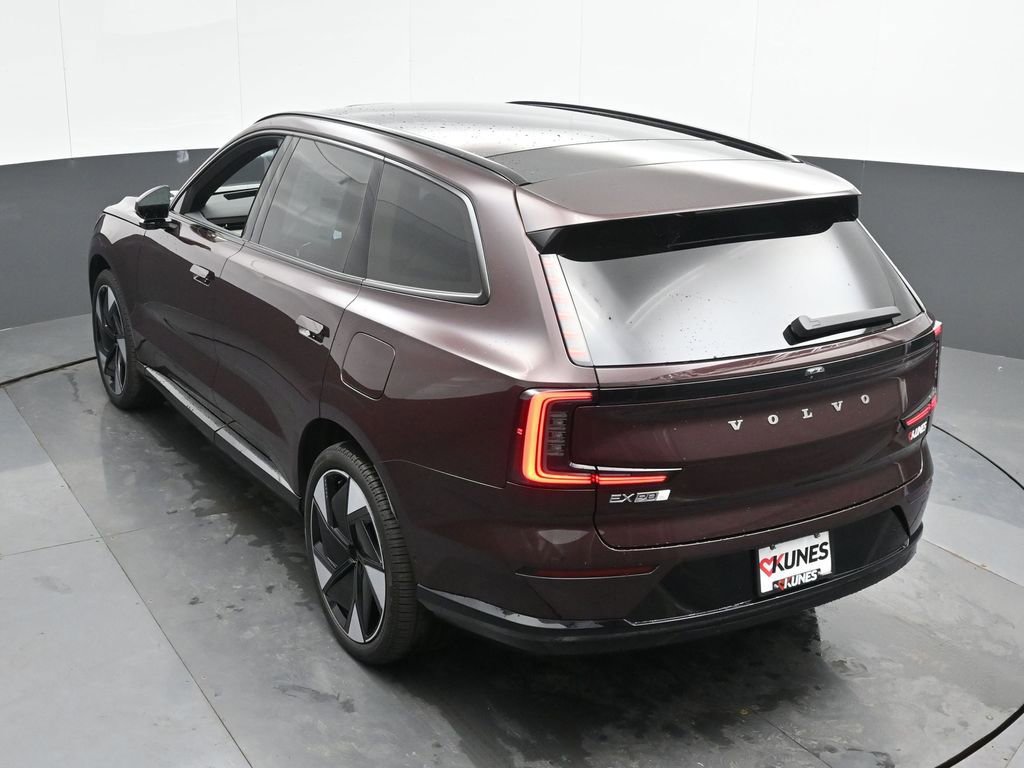 New 2025 Volvo EX90 Ultra image 38