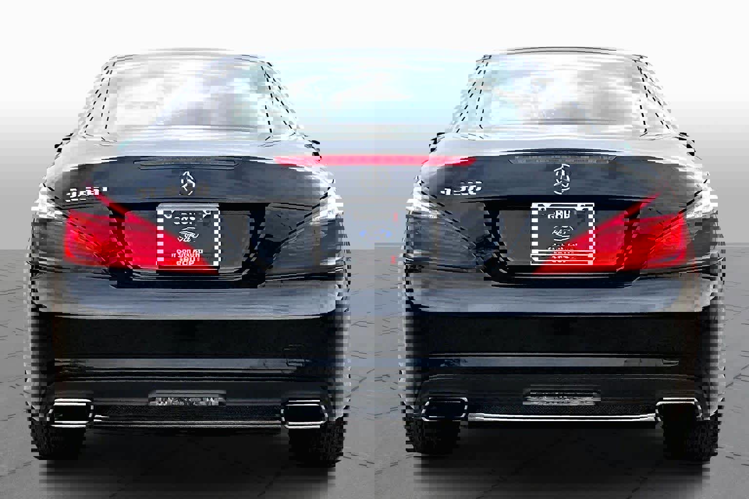 Used 2013 Mercedes-Benz SL 550 image 7