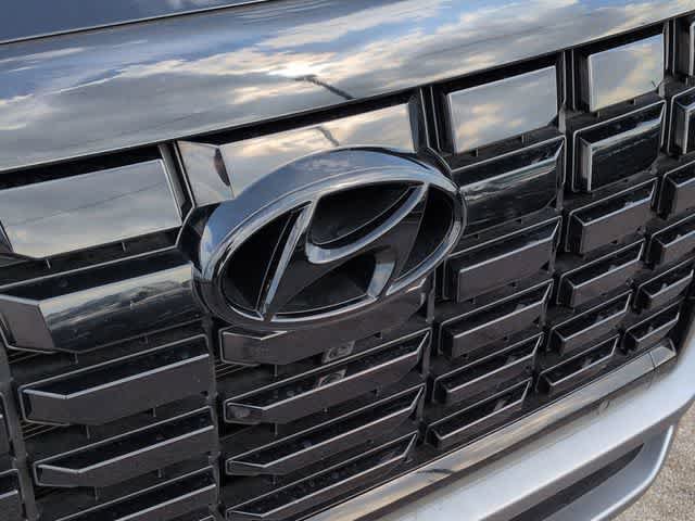 Used 2023 Hyundai Palisade Limited w/ Cargo Package AWD/4WD image 12