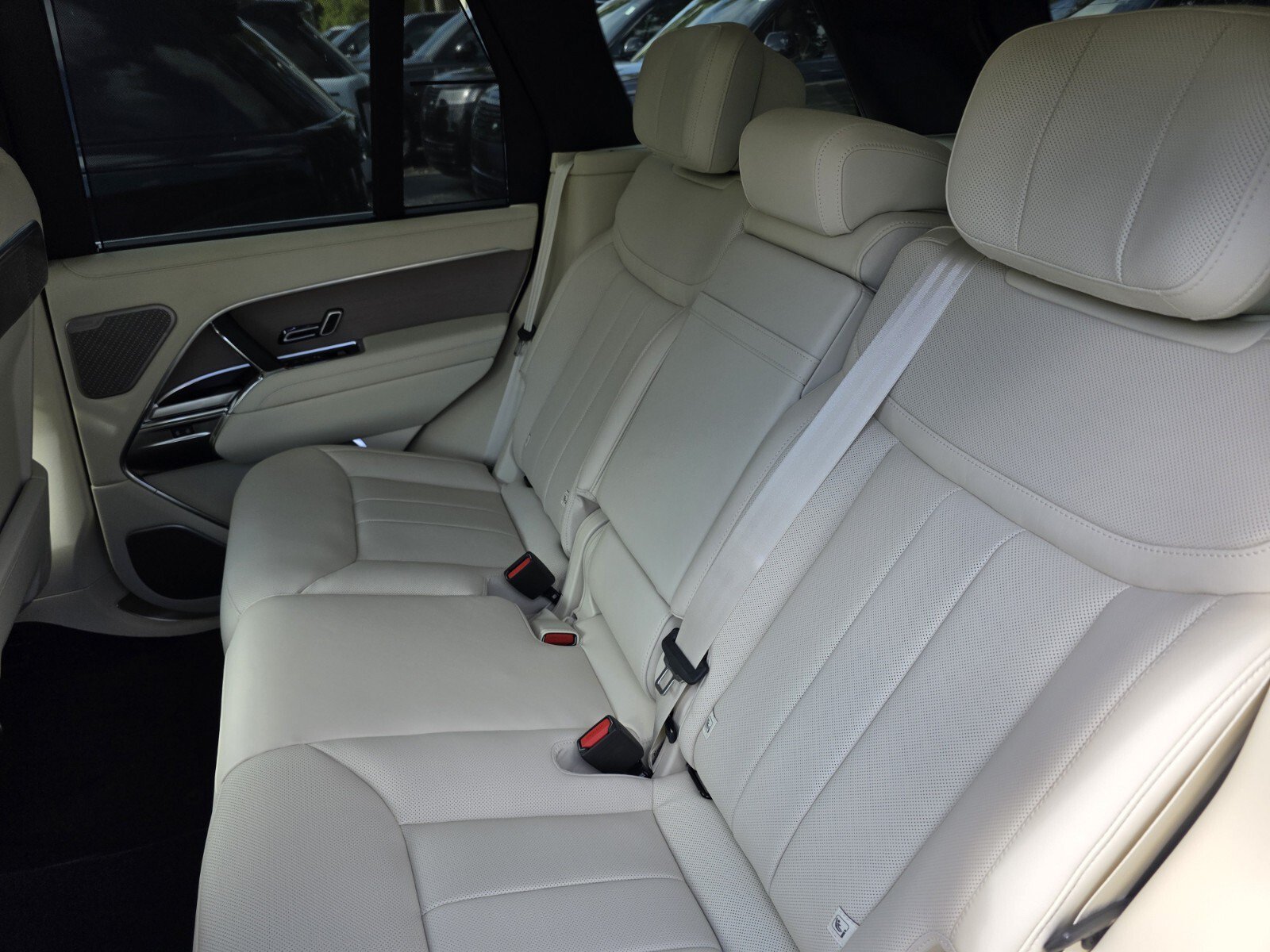 New 2026 Land Rover Range Rover Autobiography AWD/4WD image 13