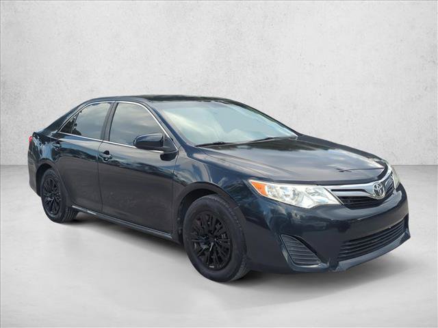Used 2012 Toyota Camry LE FWD image 3