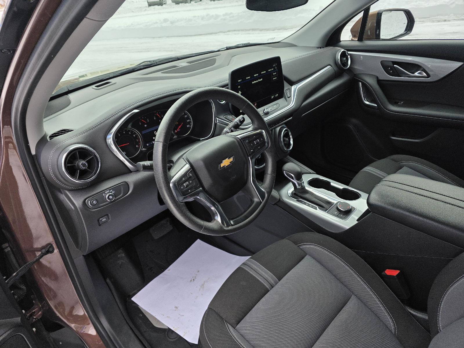 Used 2023 Chevrolet Blazer LT w/ Driver Confidence Package AWD/4WD image 9