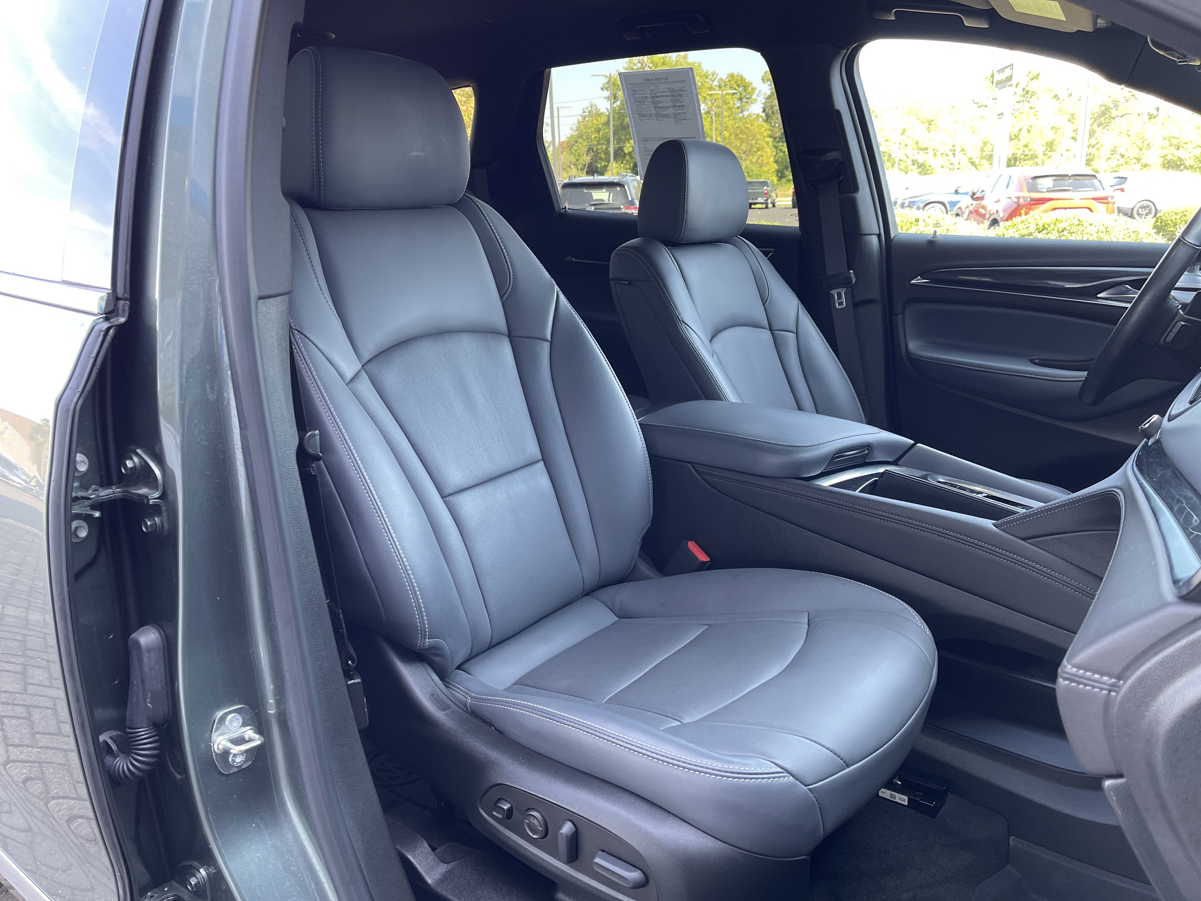 Used 2023 Buick Enclave Premium w/ LPO, Floor Liner Package image 37