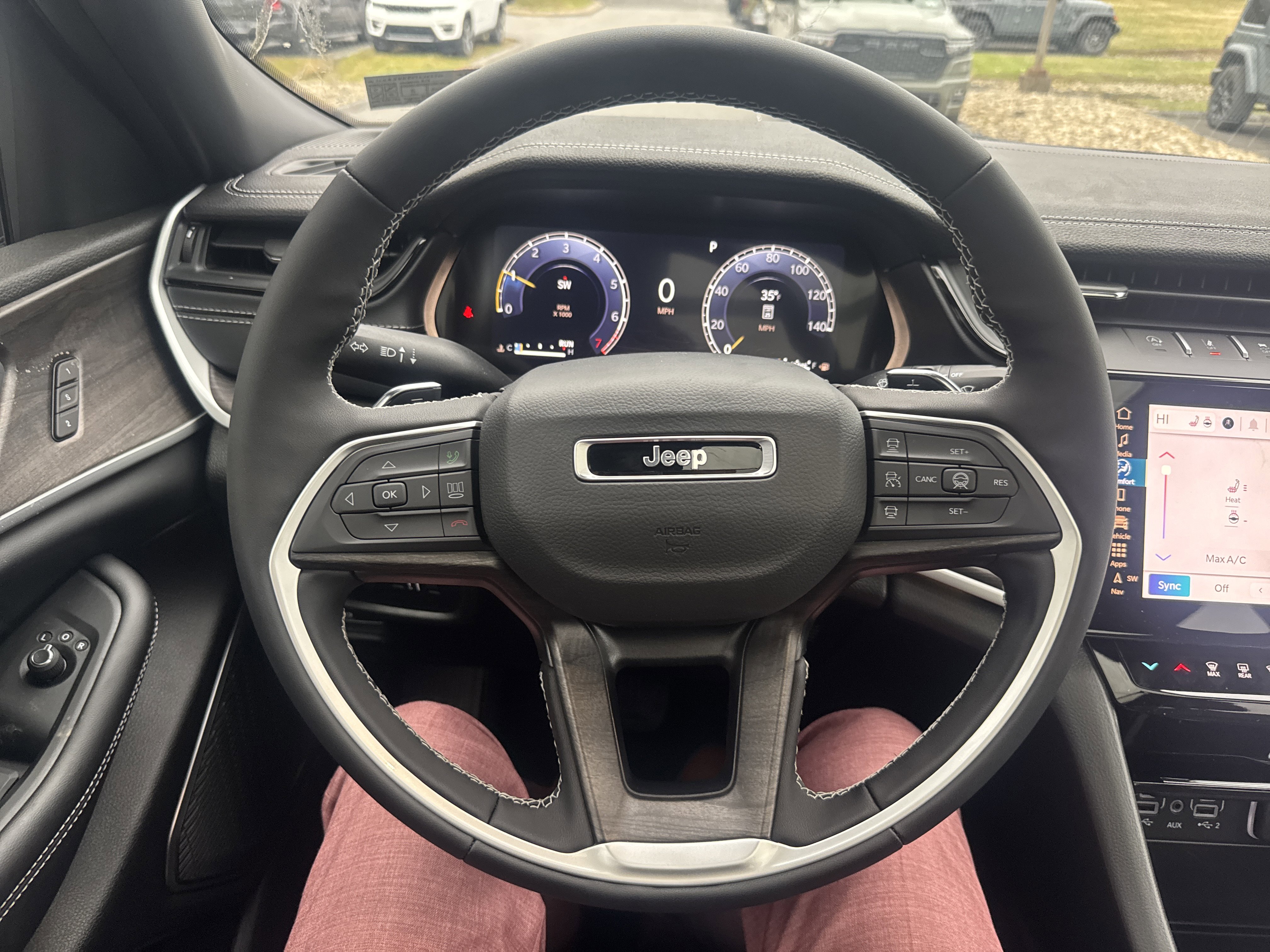 New 2026 Jeep Grand Cherokee Limited image 17