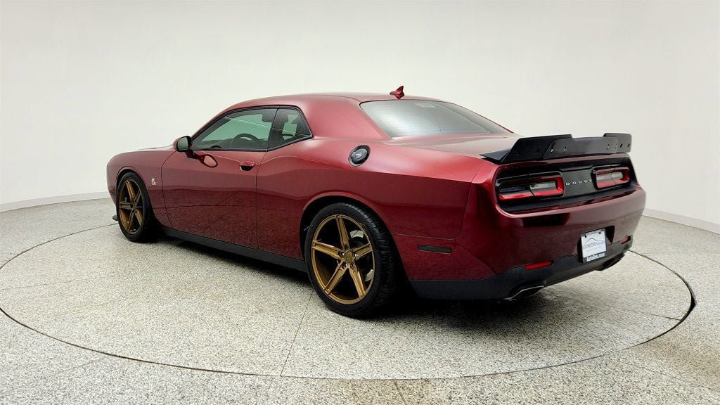 Used 2019 Dodge Challenger R/T Scat Pack RWD image 7