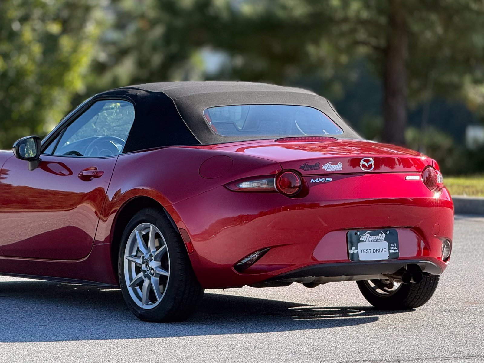 Used 2016 MAZDA MX-5 Miata Sport RWD image 39