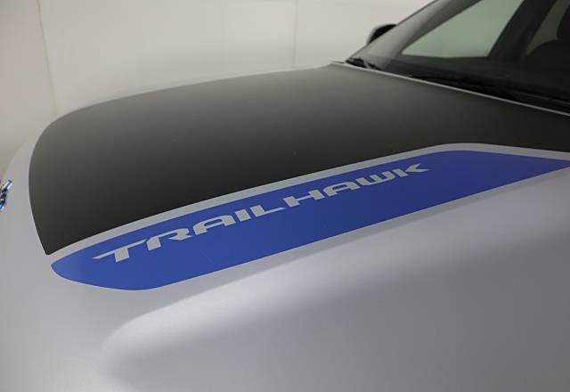 Used 2024 Jeep Grand Cherokee Trailhawk w/ Luxury Tech Group III image 14