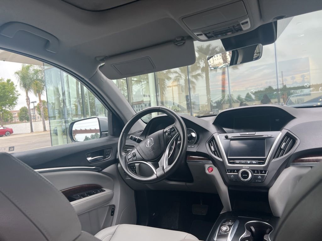 Used 2017 Acura MDX FWD w/ Technology Package image 8