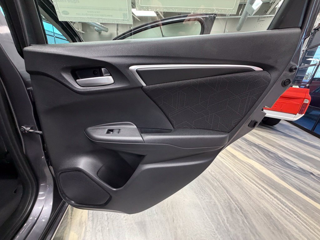 Used 2015 Honda Fit EX image 42