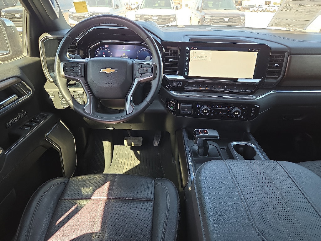 Used 2024 Chevrolet Silverado 1500 High Country w/ Technology Package AWD/4WD image 20