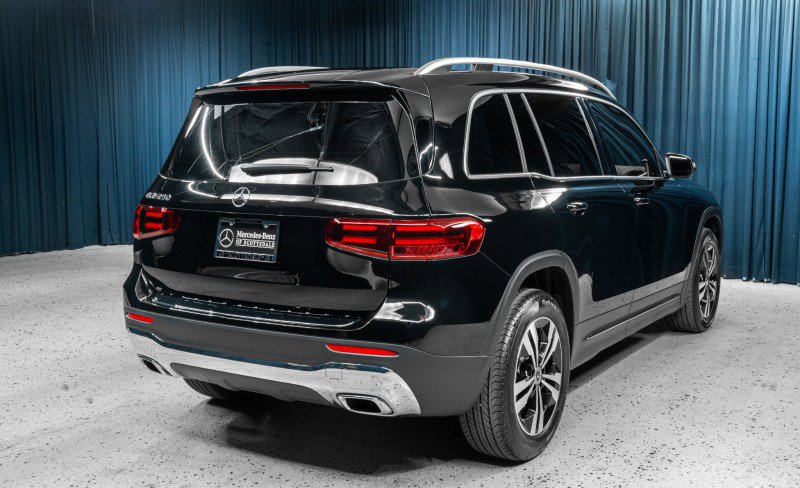 New 2025 Mercedes-Benz GLB 250 image 5