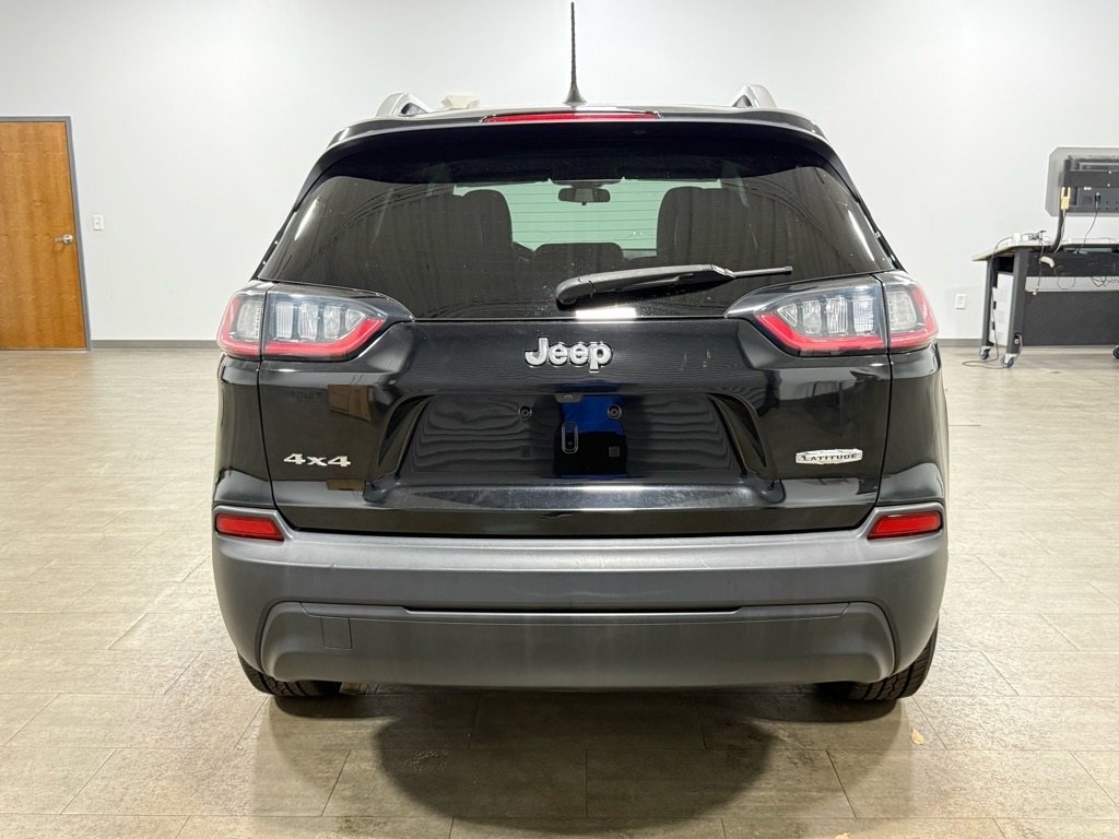 Used 2019 Jeep Cherokee Latitude Plus image 5