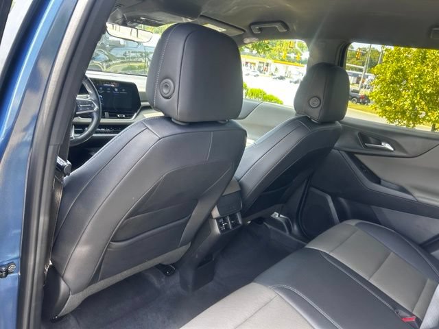 Used 2025 Chevrolet Equinox LT w/ Convenience Package II AWD/4WD image 16