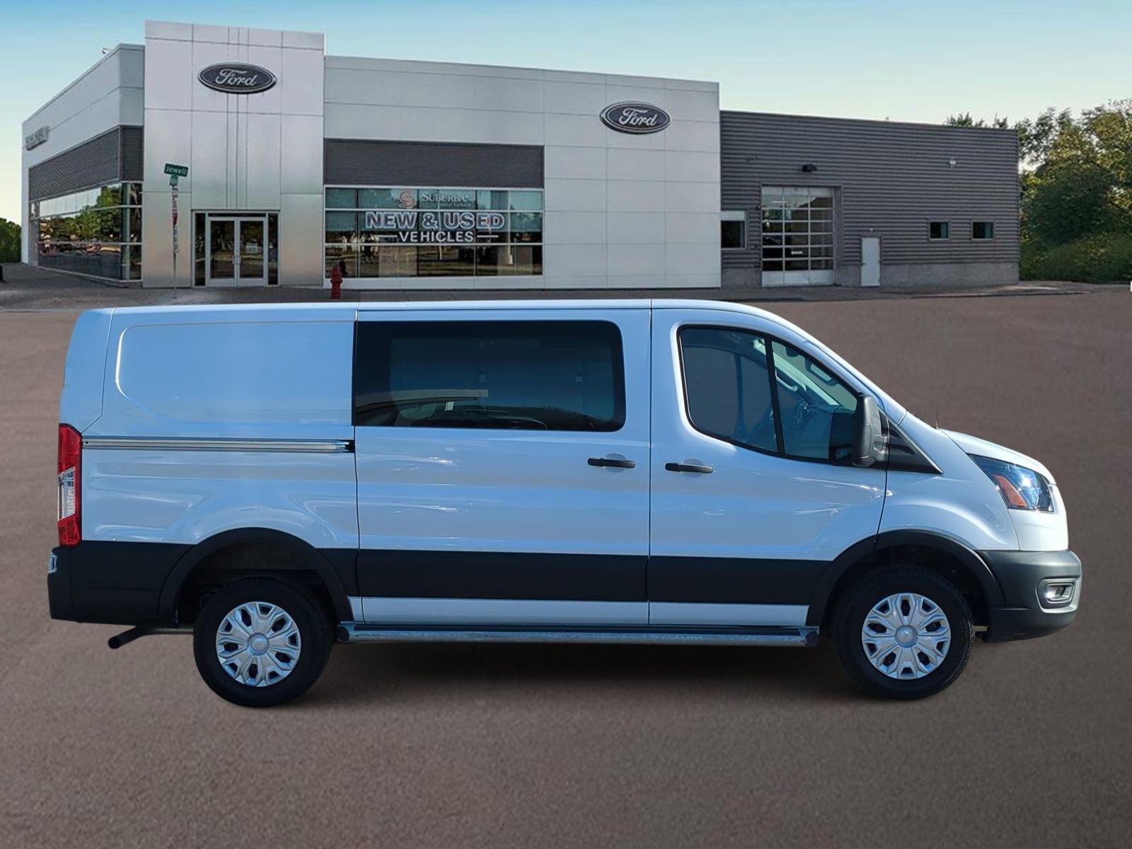 Used 2024 Ford Transit 250 Low Roof w/ Exterior Upgrade Package image 12