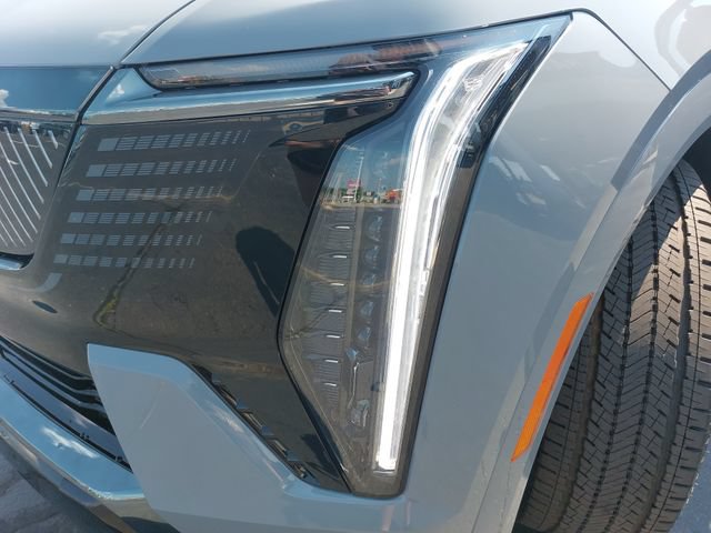 Used 2026 Cadillac Escalade IQ Sport 1 w/ LPO, ONYX Package AWD/4WD image 37