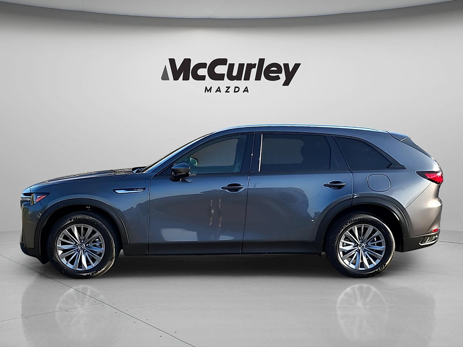 Certified 2025 MAZDA CX-90 3.3 Turbo w/ Preferred Package AWD/4WD image 4