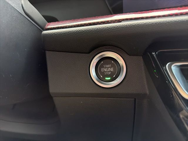 Used 2024 Chevrolet Traverse Z71 w/ LPO, Floor Liner Package image 37