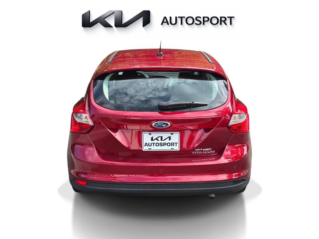 Used 2014 Ford Focus Titanium FWD image 6