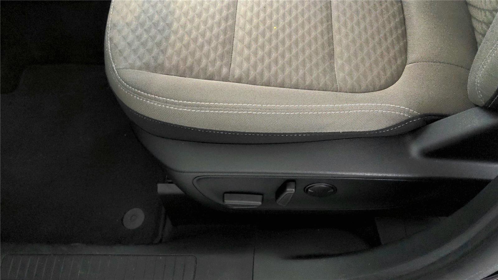 Used 2021 Ford Escape SE w/ Convenience Package image 11