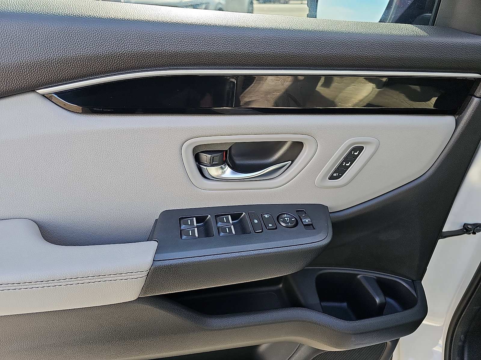 Used 2024 Honda Pilot Touring image 15