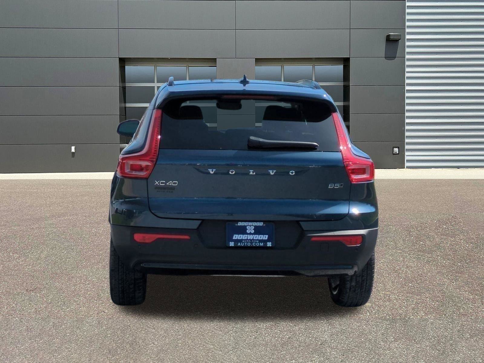 New 2026 Volvo XC40 B5 Ultra w/ Protection Package Premier AWD/4WD image 6