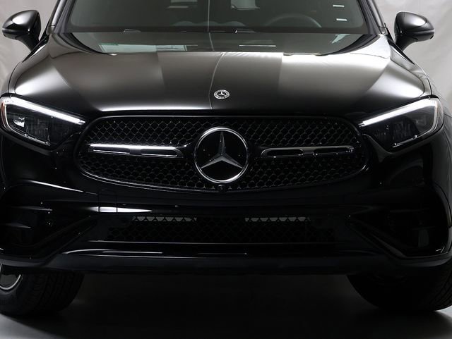 New 2026 Mercedes-Benz GLC 350e 4MATIC image 6
