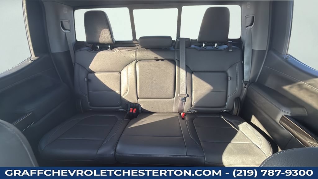 Used 2021 Chevrolet Silverado 1500 LT Trail Boss w/ Convenience Package II AWD/4WD image 32