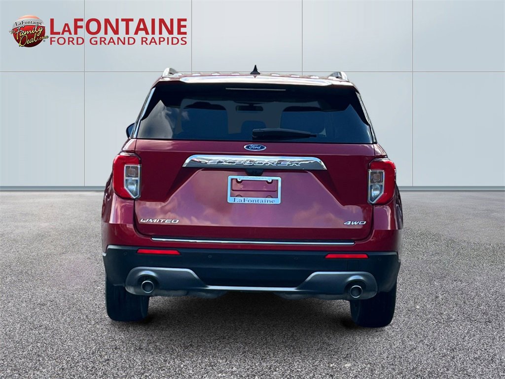 Used 2024 Ford Explorer Limited image 6