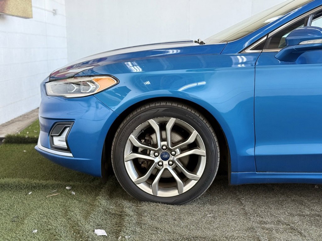 Used 2020 Ford Fusion Titanium image 10
