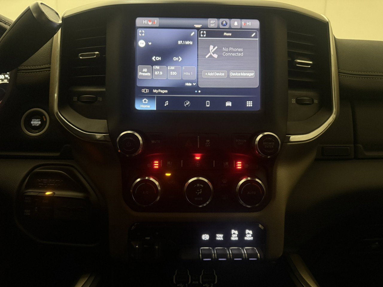 Used 2022 RAM 3500 Laramie image 21