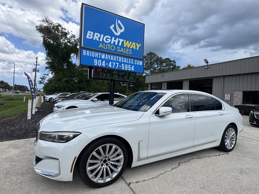 Used 2020 BMW 740i RWD image 1