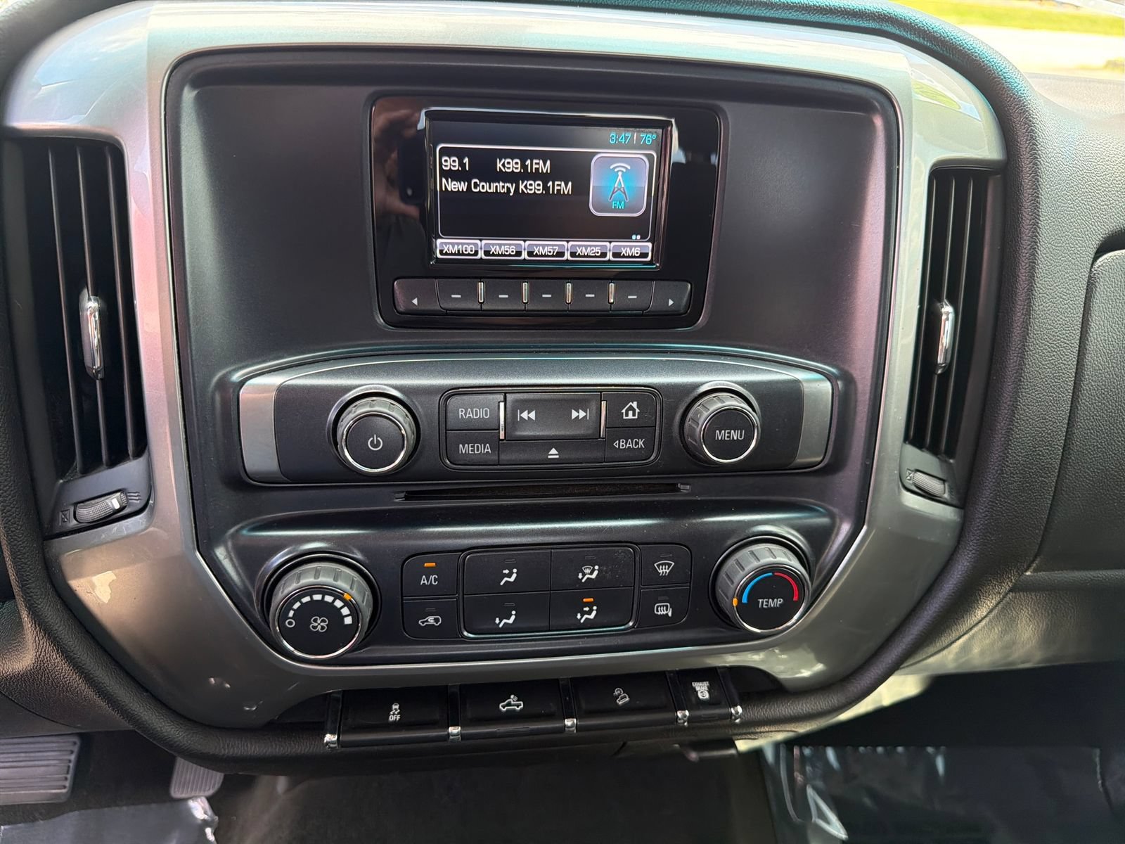 Used 2015 Chevrolet Silverado 2500 LT w/ Z71 Package, Off-Road AWD/4WD image 19
