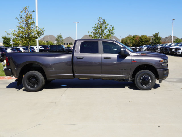 New 2027 RAM 3500 Big Horn AWD/4WD image 18