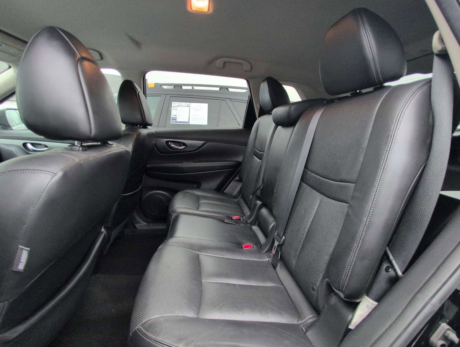 Used 2015 Nissan Rogue SL image 20