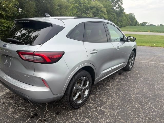 Used 2023 Ford Escape ST-Line AWD/4WD image 11