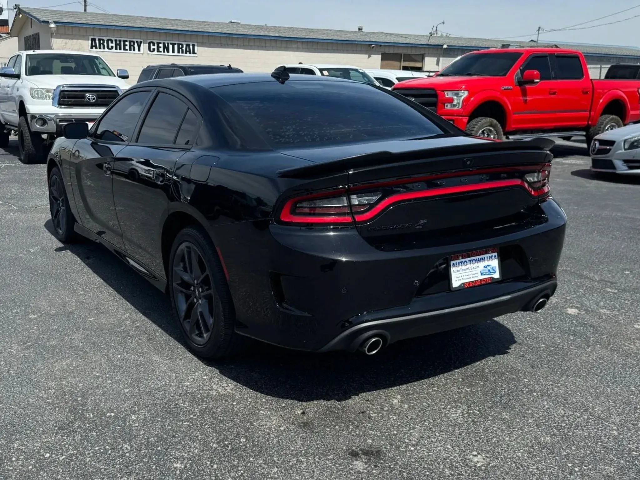 Used 2022 Dodge Charger GT w/ Blacktop Package AWD/4WD image 3