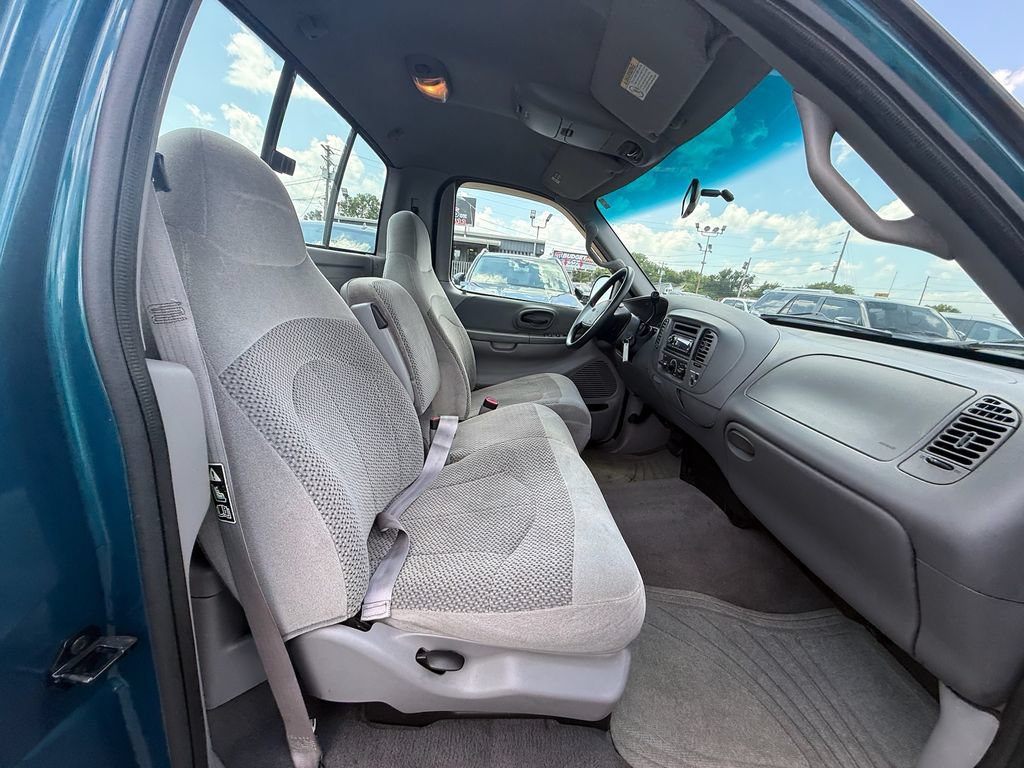 Used 2000 Ford F150 XL RWD image 19