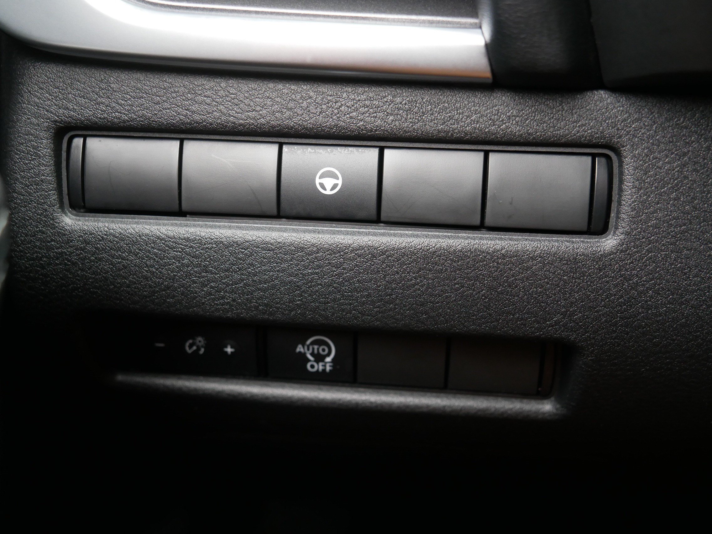 Certified 2023 Nissan Rogue SV AWD/4WD image 26