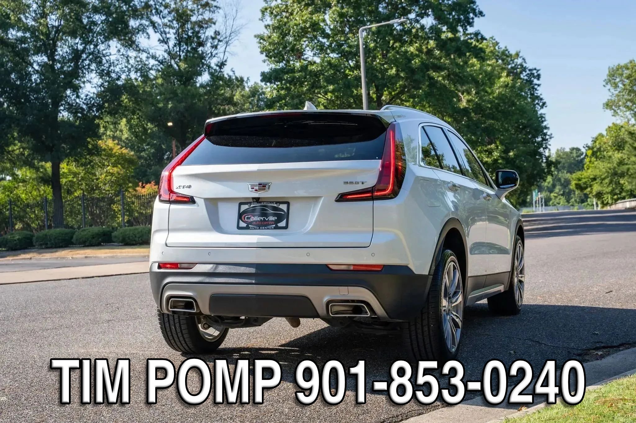 Used 2023 Cadillac XT4 Premium Luxury w/ Cold Weather Package FWD image 11