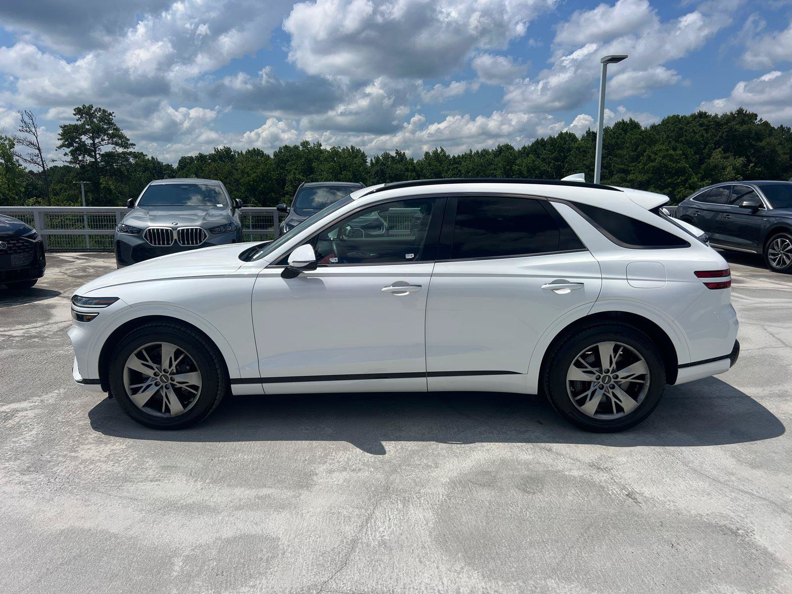 Used 2023 Genesis GV70 3.5T Sport w/ Cargo Package AWD/4WD image 8