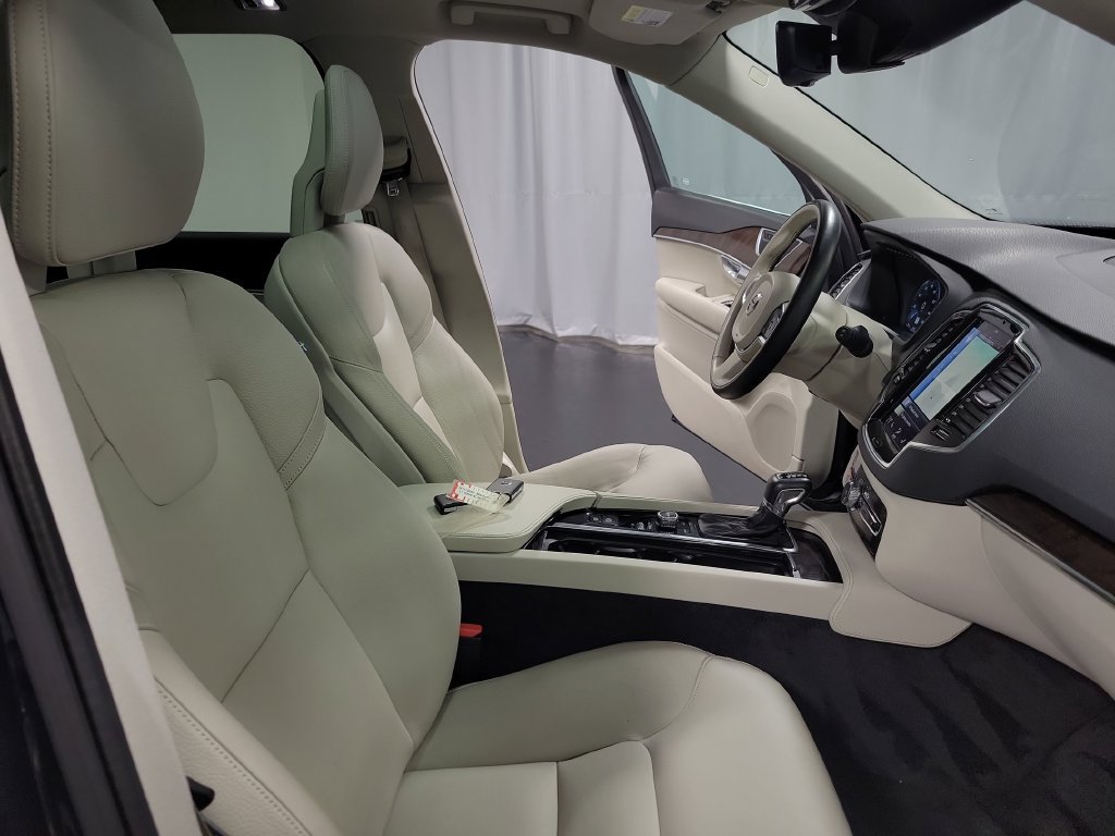 Used 2017 Volvo XC90 T6 Momentum w/ Vision Package AWD/4WD image 34