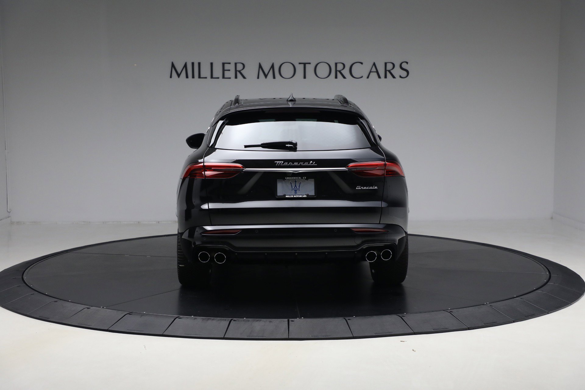 New 2025 Maserati Grecale GT image 6