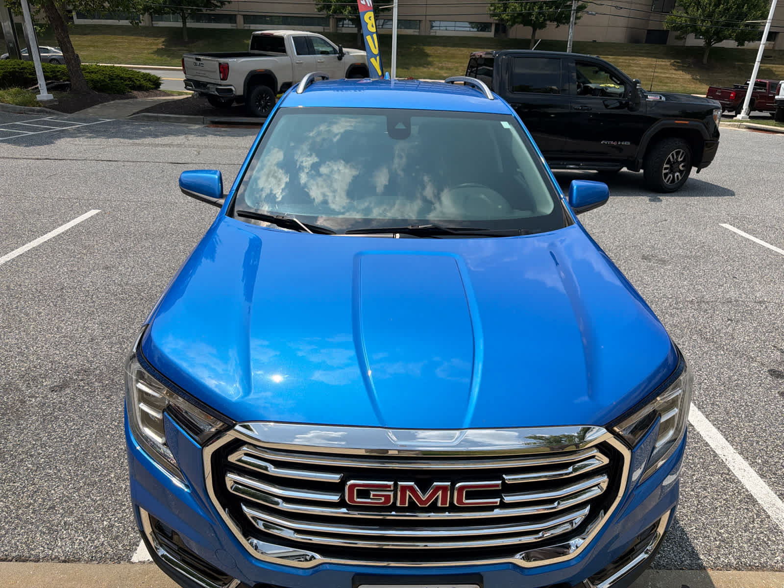Certified 2024 GMC Terrain SLT w/ Infotainment Package II AWD/4WD image 5