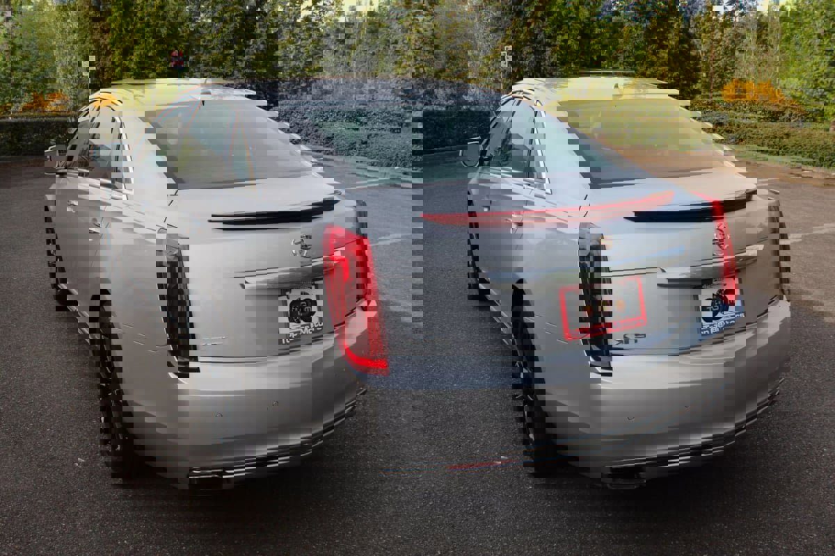 Used 2014 Cadillac XTS Luxury image 6