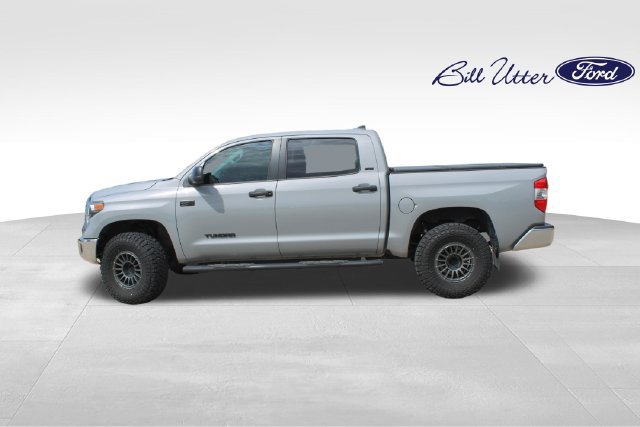 Used 2021 Toyota Tundra SR5 w/ SR5 Leather Package RWD image 8