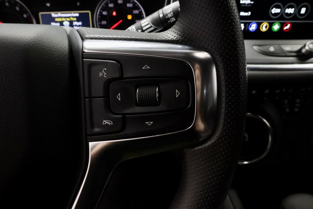 Used 2025 Chevrolet Blazer LT AWD/4WD image 29