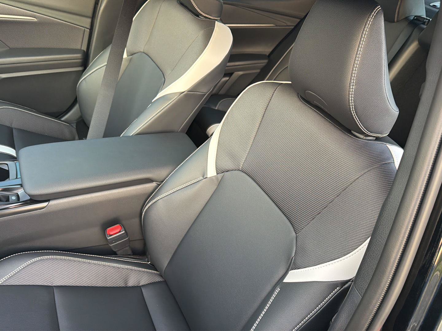 New 2026 Toyota Camry SE w/ Multimedia Upgrade Package FWD image 28