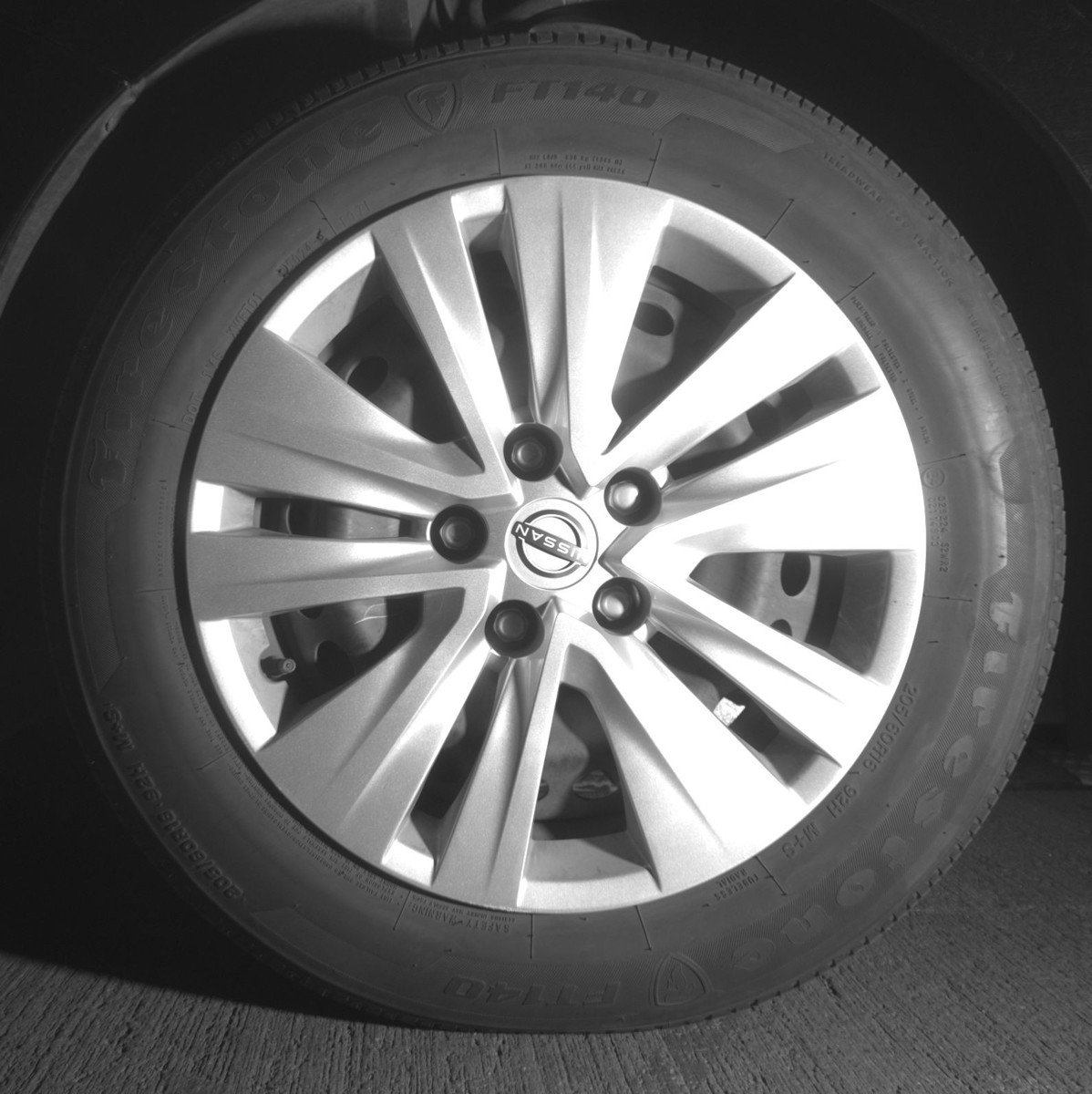 Used 2025 Nissan Sentra S image 12